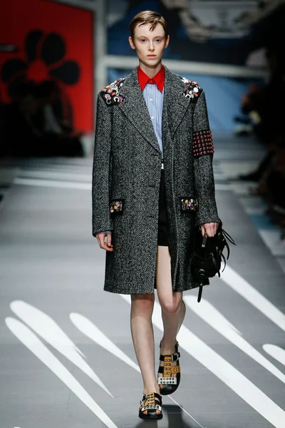 Look 52
